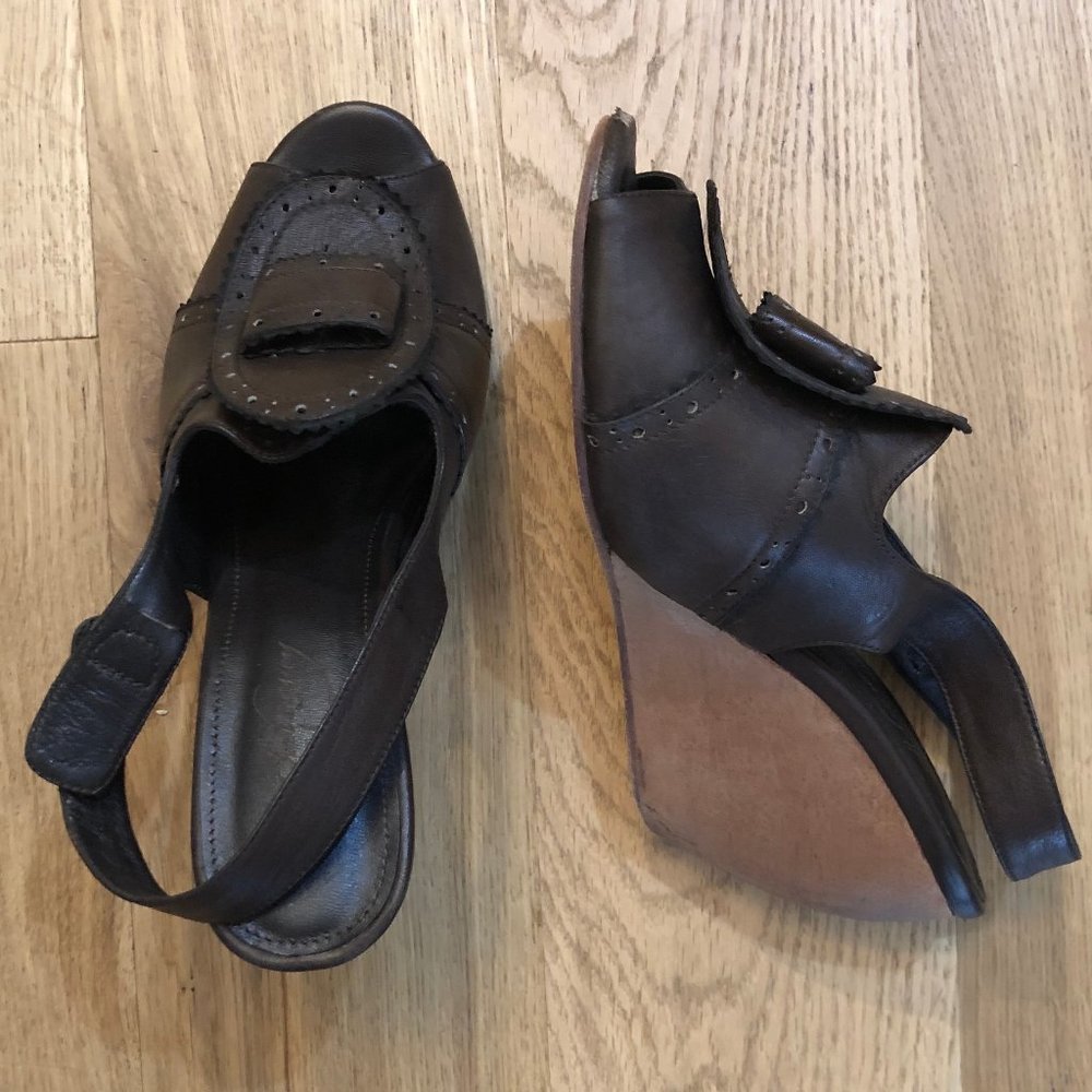 Rachel Comey Wedge in Mud, size 7.5